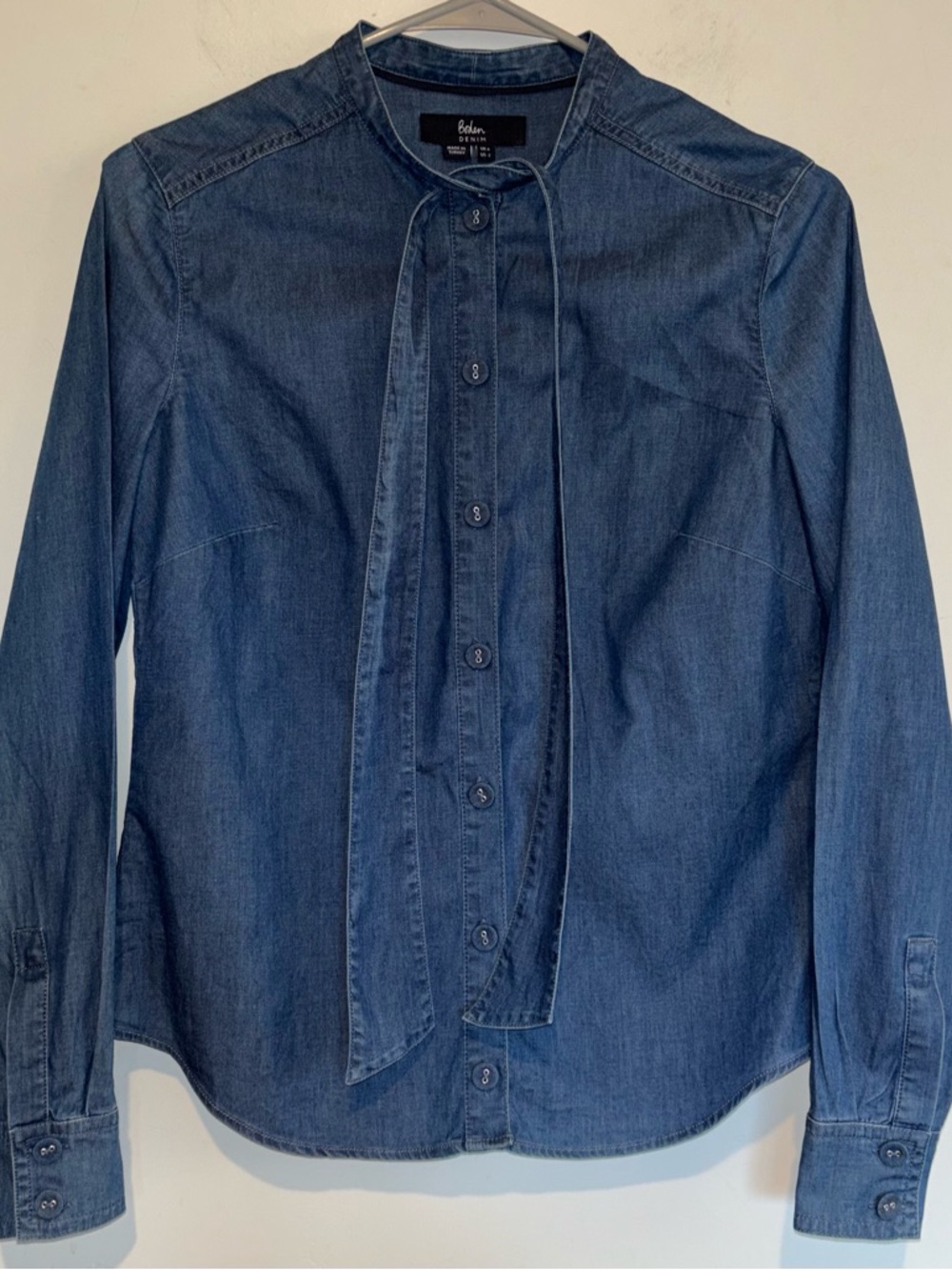 Boden Denim Shirt w/Necktie & Covered Buttons